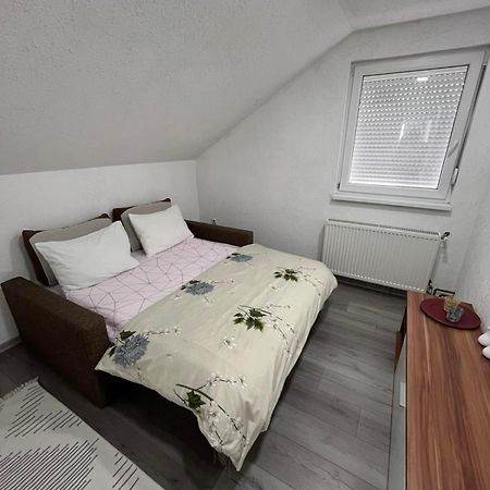 Apartman All Seasons Hotonj Eksteriør bilde