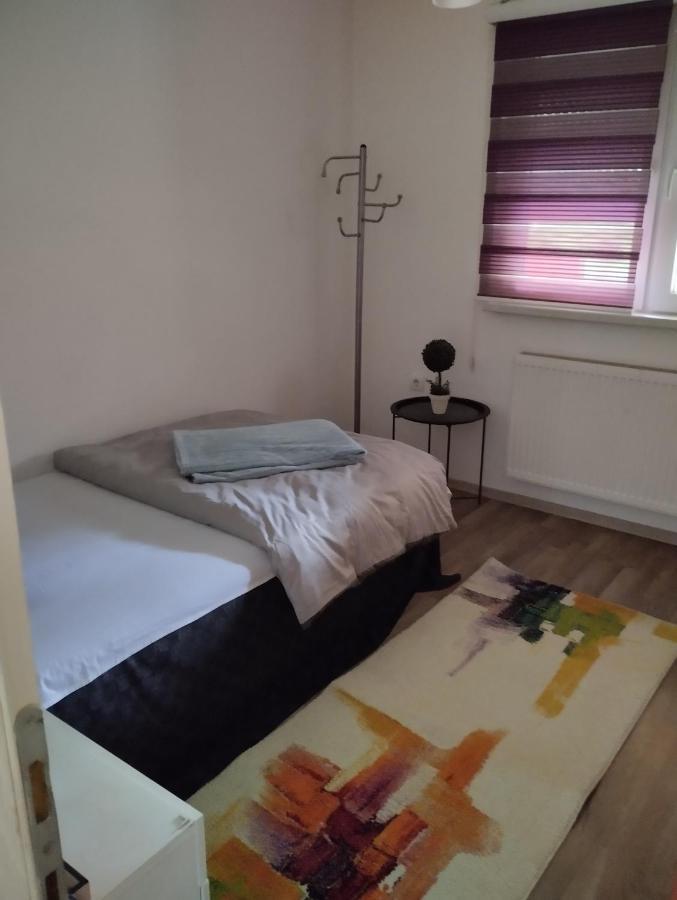 Apartman All Seasons Hotonj Eksteriør bilde